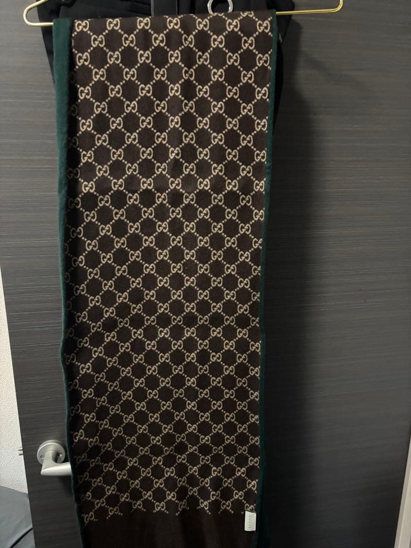 試着のみ美品　GUCCI 　マフラー　ダーク　グリーン ブラウン