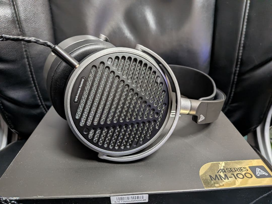 ヘッドホン Audeze MM-100