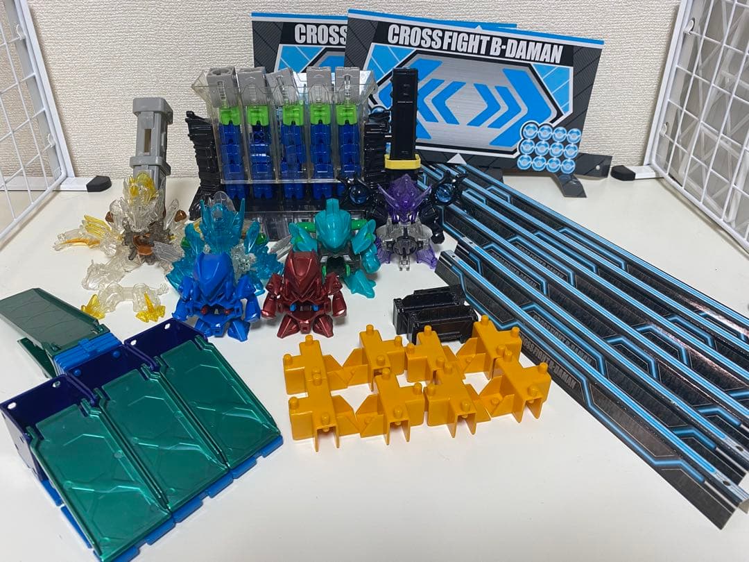 【まとめ売り】クロスファイトビーダマン＆ブレイクボンバー対戦セット＆周辺グッズ