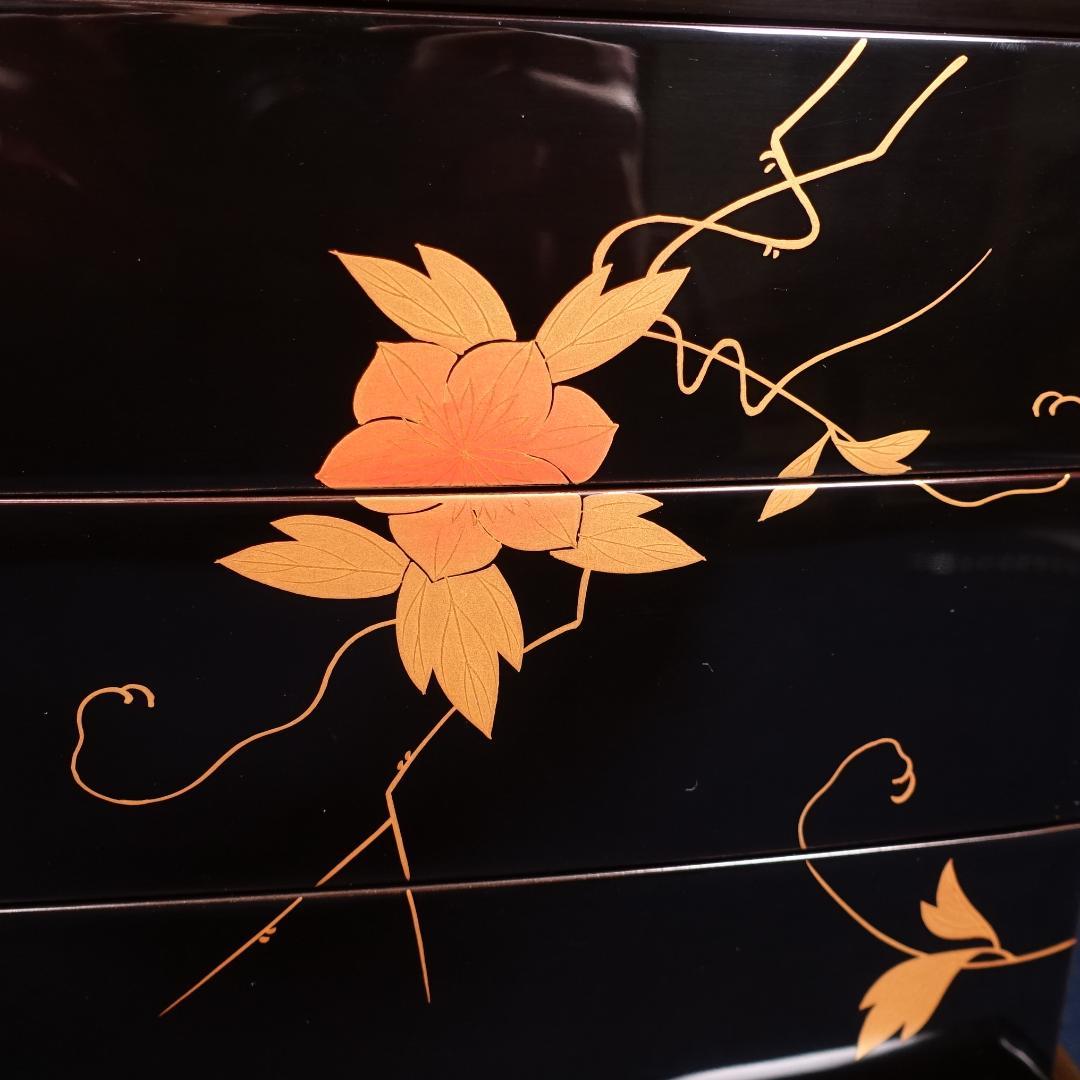 極上 輪島塗 黒塗 鉄仙蒔絵 三段重箱 共箱