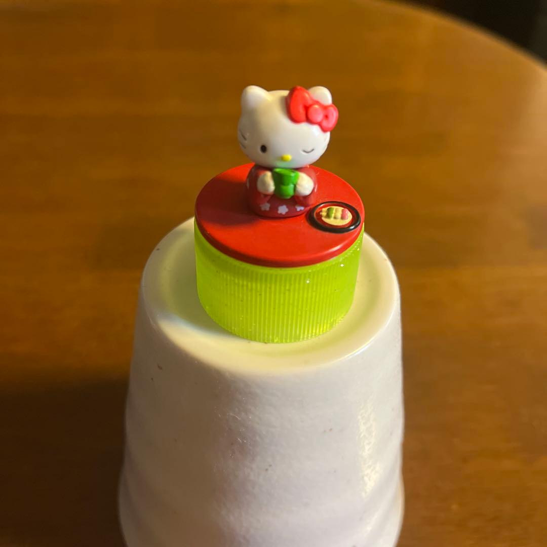 キティちゃん　ペットボトルキャップ