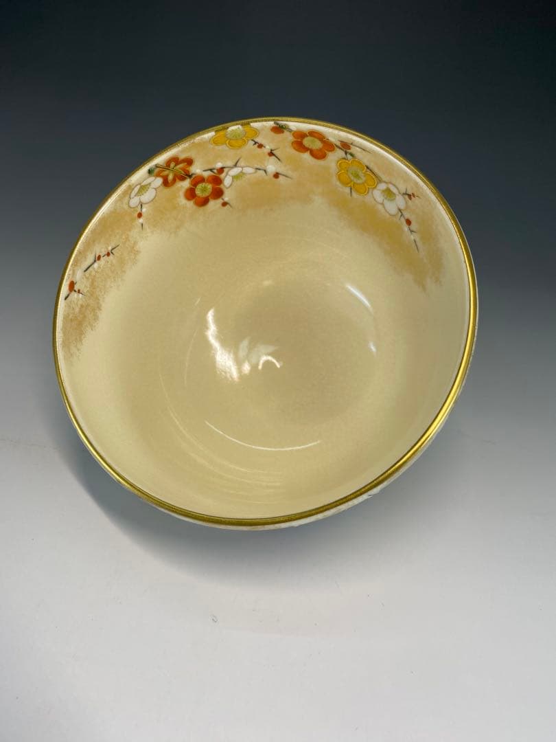 【茶道具】善昇造　色絵梅茶盌（共箱）