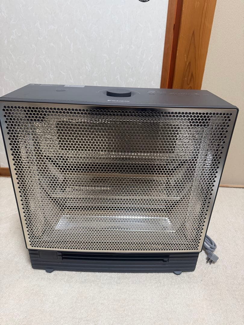 DAIKIN WRH135AS-H ヒーター