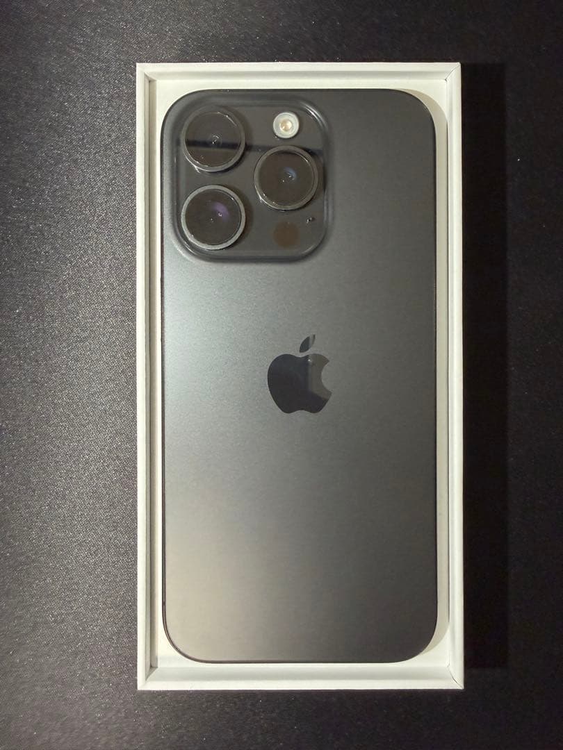 iphone15Pro スペースプラック　バッテリー100%