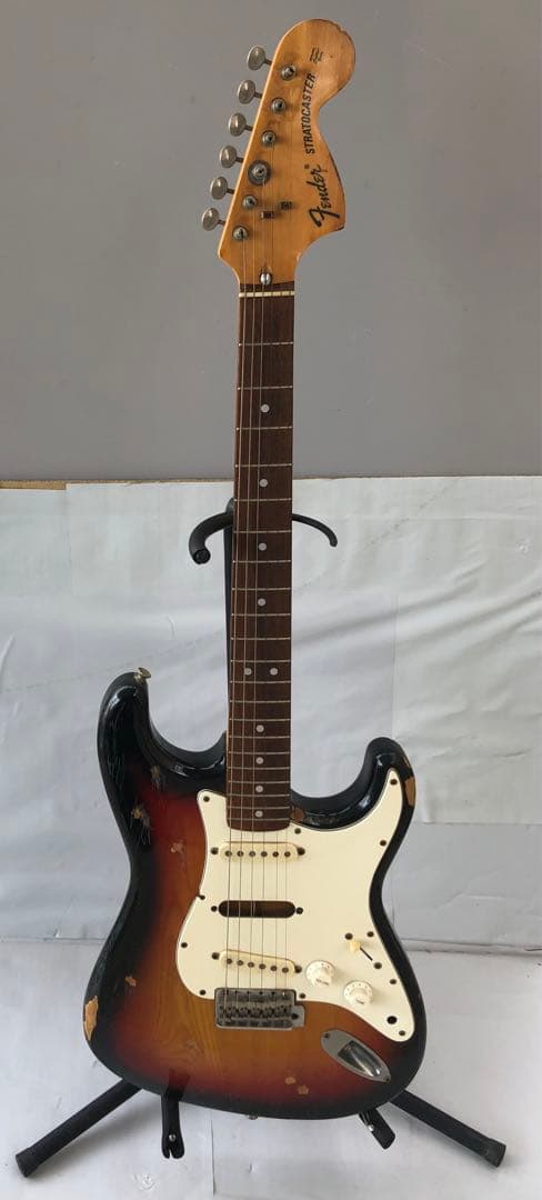 ギター Fender STRATOCASTER Japan(I90)