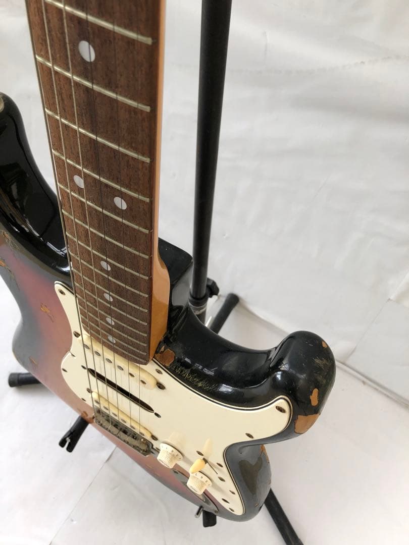 ギター Fender STRATOCASTER Japan(I90)