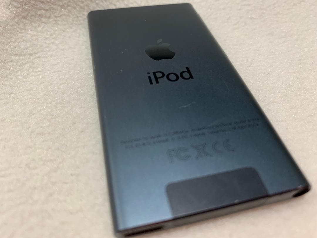 【美品】Apple iPod nano 第7世代 16GB スレート
