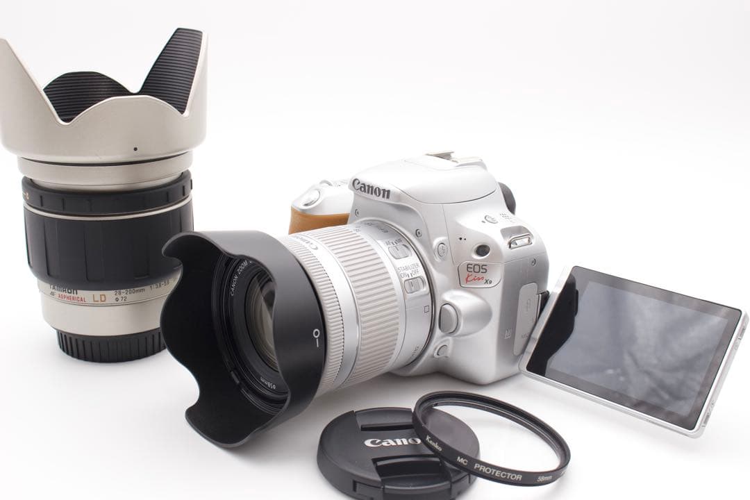ゲリラセール！ほぼ新品❣️Canon EOS Kiss X9 ダブルレンズシルバー