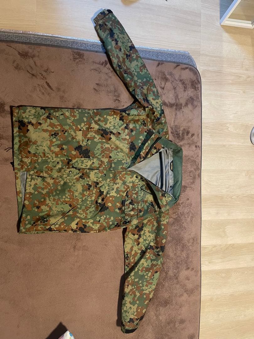 自衛隊　ゴアテックス雨衣　XL