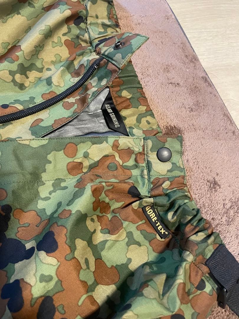 自衛隊　ゴアテックス雨衣　XL