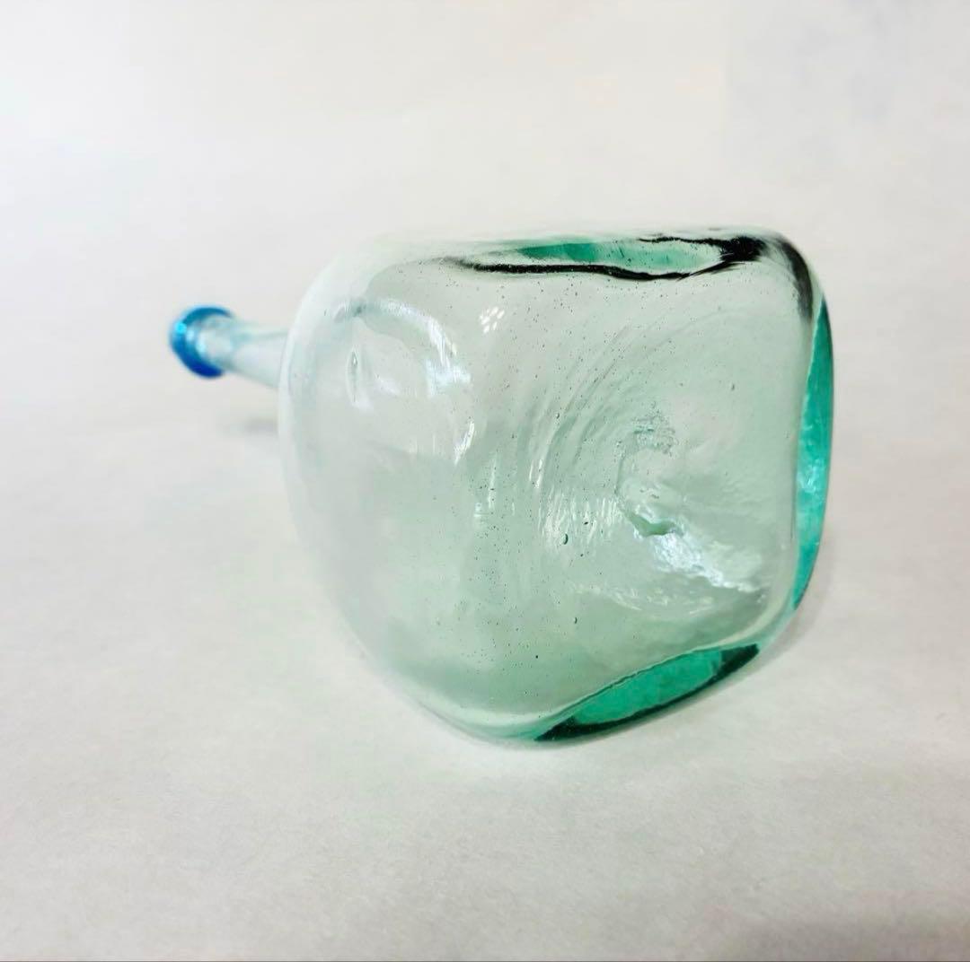 横山秀樹　一輪挿し　吹きガラス