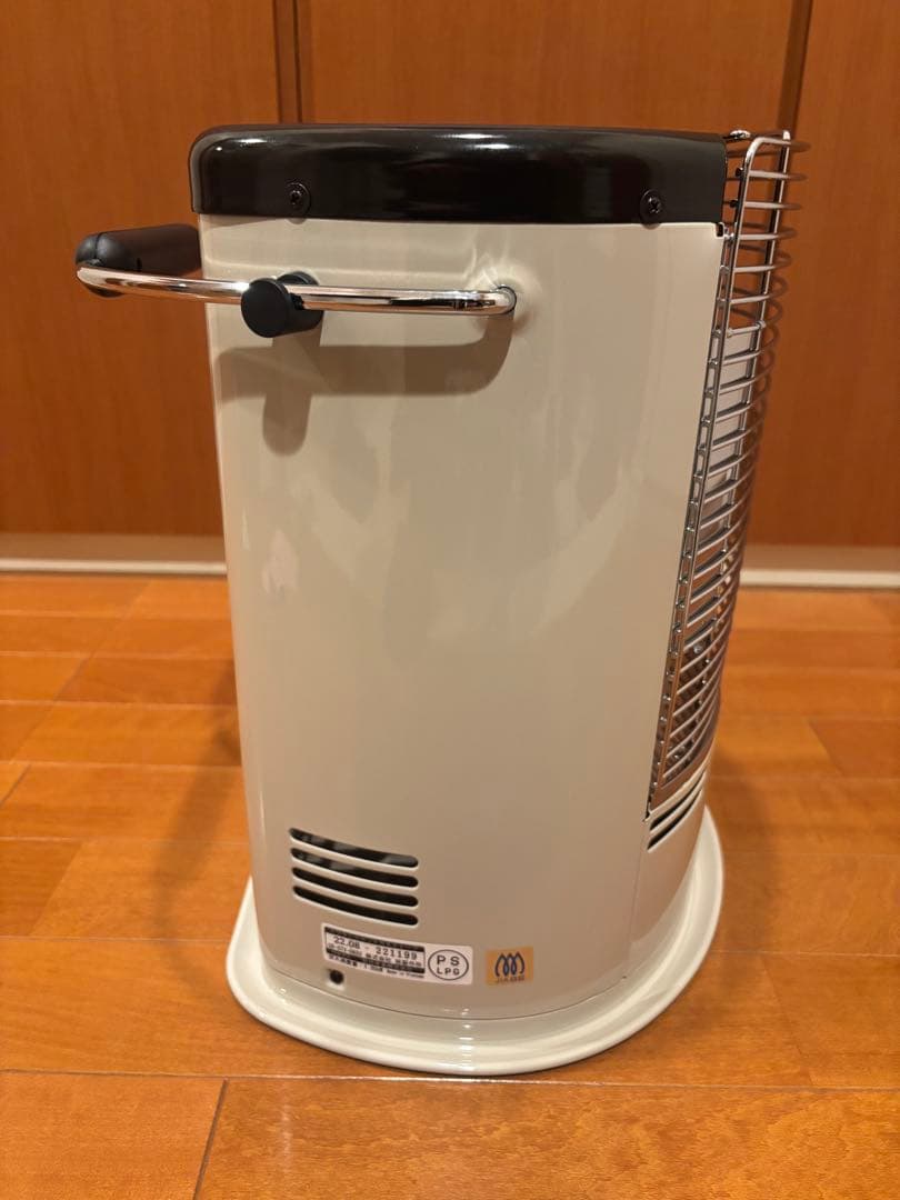 Iwataniイワタニ カセットガスストーブ デカ暖II CB-STV-DKD2