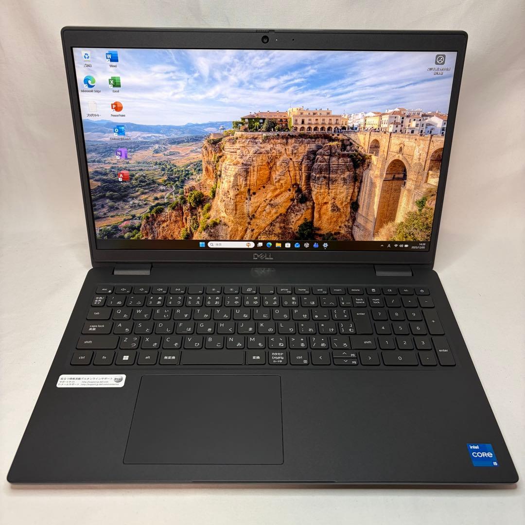 美品 Latitude 3520 11世代 i5 16GB 256GB オフィス
