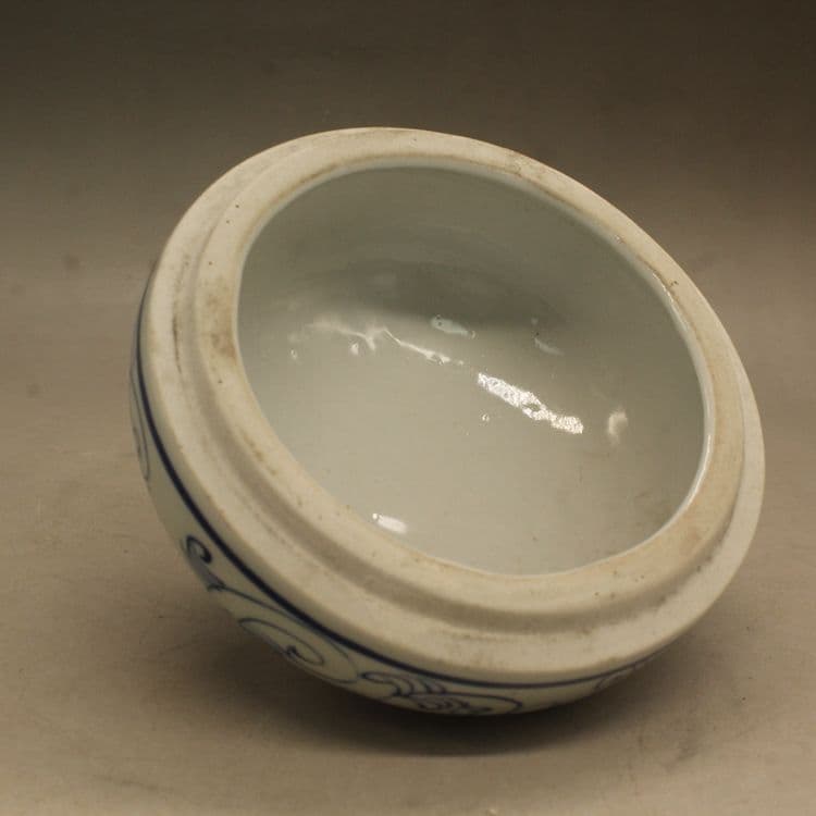 青花纏枝連蓋缶 磁器 書道具 文房具 現代工芸品 美術品 装飾品 置物