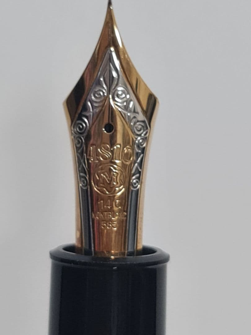 18金ペン先 黒万年筆