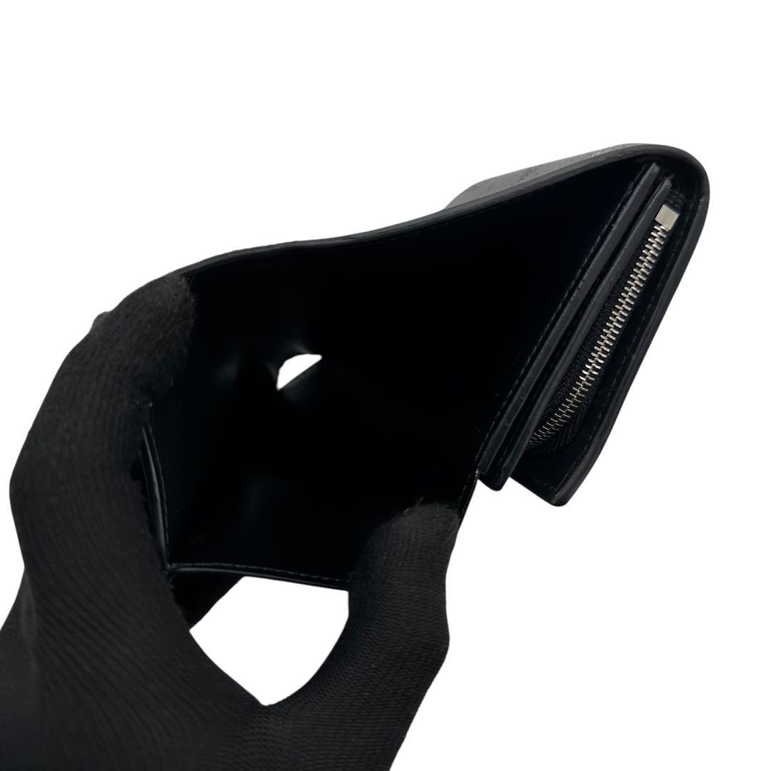 新品に近い　新型IC・箱付き　ヴィトン　マヒナ　ポルトフォイユイリスコンパクト