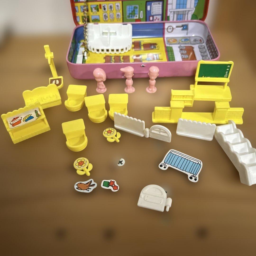 ちびまる子ちゃんレトロ筆箱　ゆかいな学校