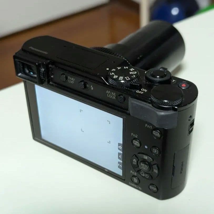 【鬼〆字さま専用】LUMIX DC-TX2・純正充電器バッテリ２個