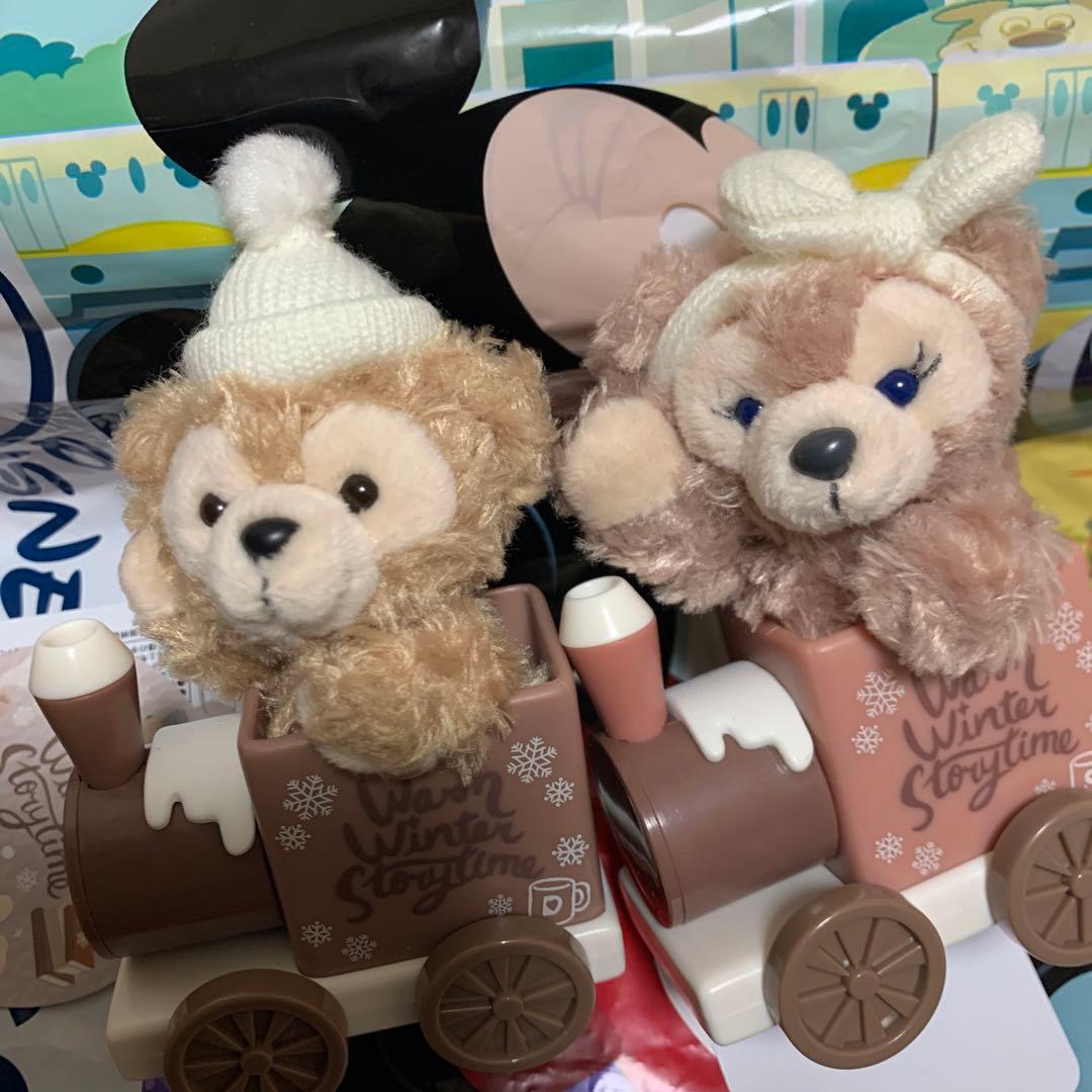 ディズニー　ダッフィー  ステラルー　汽車　ぬいぐるみキーチェーン