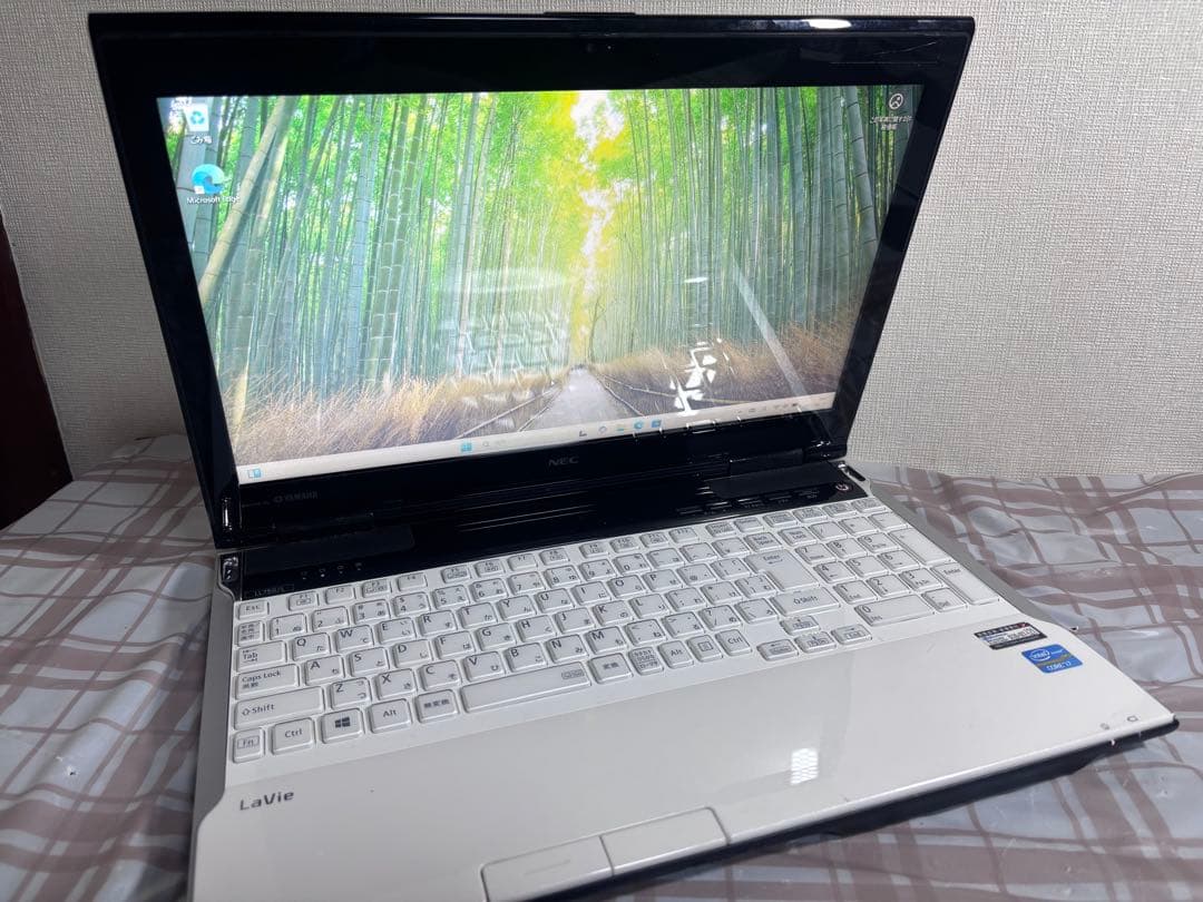 Windowsノート本体 NEC LaVie L LL750/LS6W