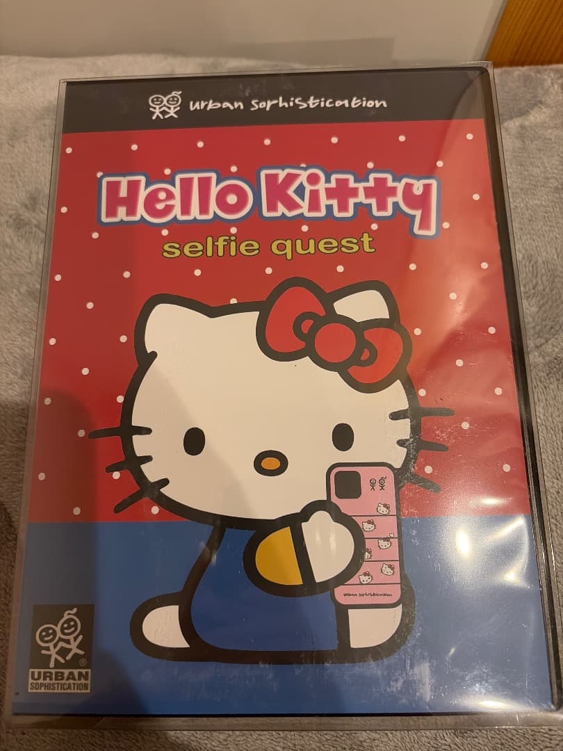 Urban SophistactionハローキティiPhone17pro用ケース