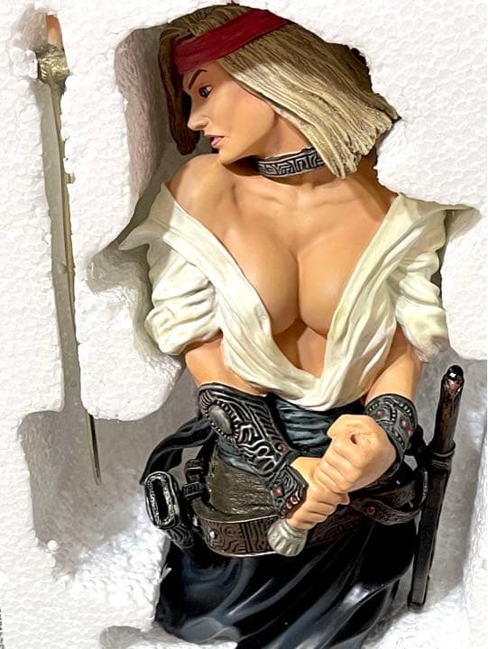 コナン・ザ・グレート　バレリア　フィギュア　J・スコット監修シリアルナンバー入り