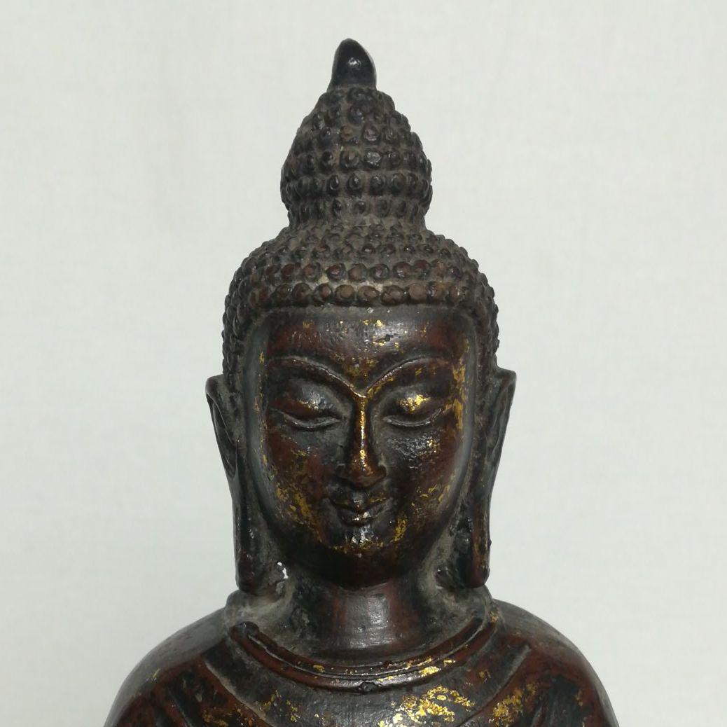 鉄製　釈迦如来坐像　仏像