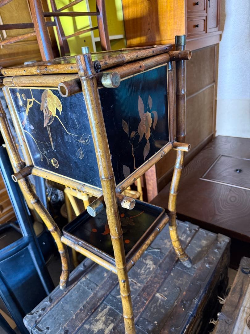 明治期 竹細工 蒔絵風パネル付 手焙り箱 花台 飾り棚