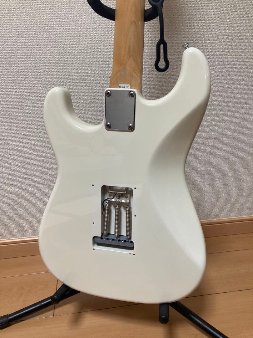 Bacchus Universe Series ホワイト エレキギター