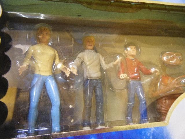 と35■30年前に入手品【希少品】E.T. フィギュア 未開封