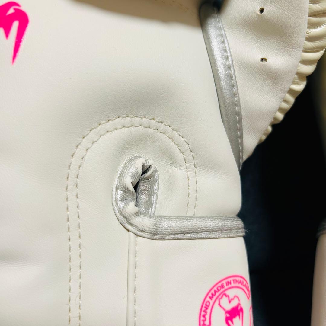 VENUM ボクシンググローブ 12oz ホワイト