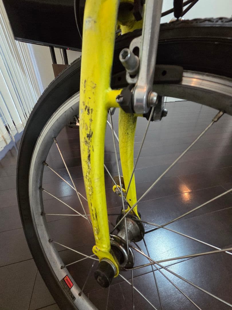 Boardwalk D8 折りたたみ自転車 イエロー