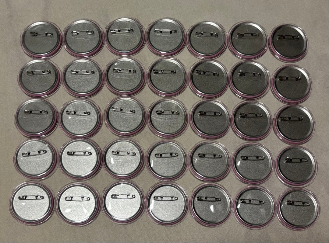 ChroNoiR ニューレトロスタイル 葛葉 オーロラ缶バッジ