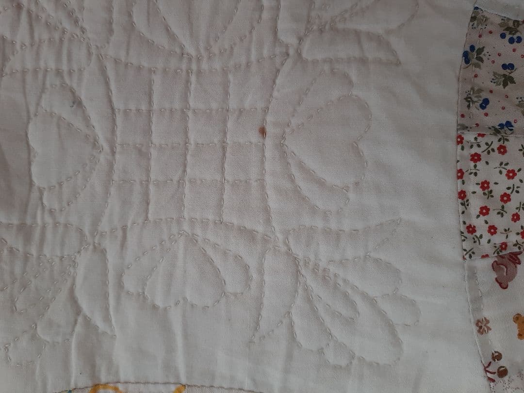 ハンドメイド　パッチワークキルト　ダブルウエディング　ベッドカバー