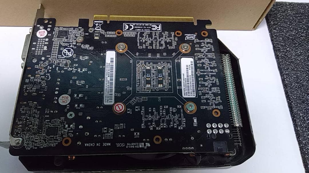 Palit GeForce GTX 1660 6GB StormX OC 使用中