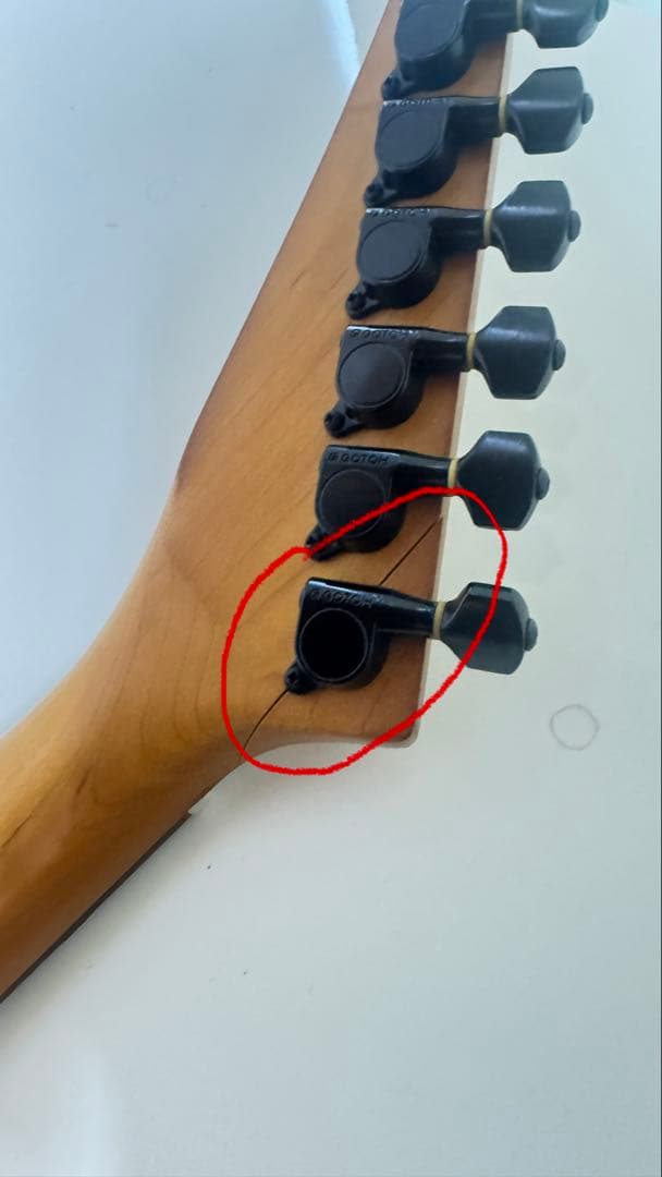 VESTER MANIAC エレキギター