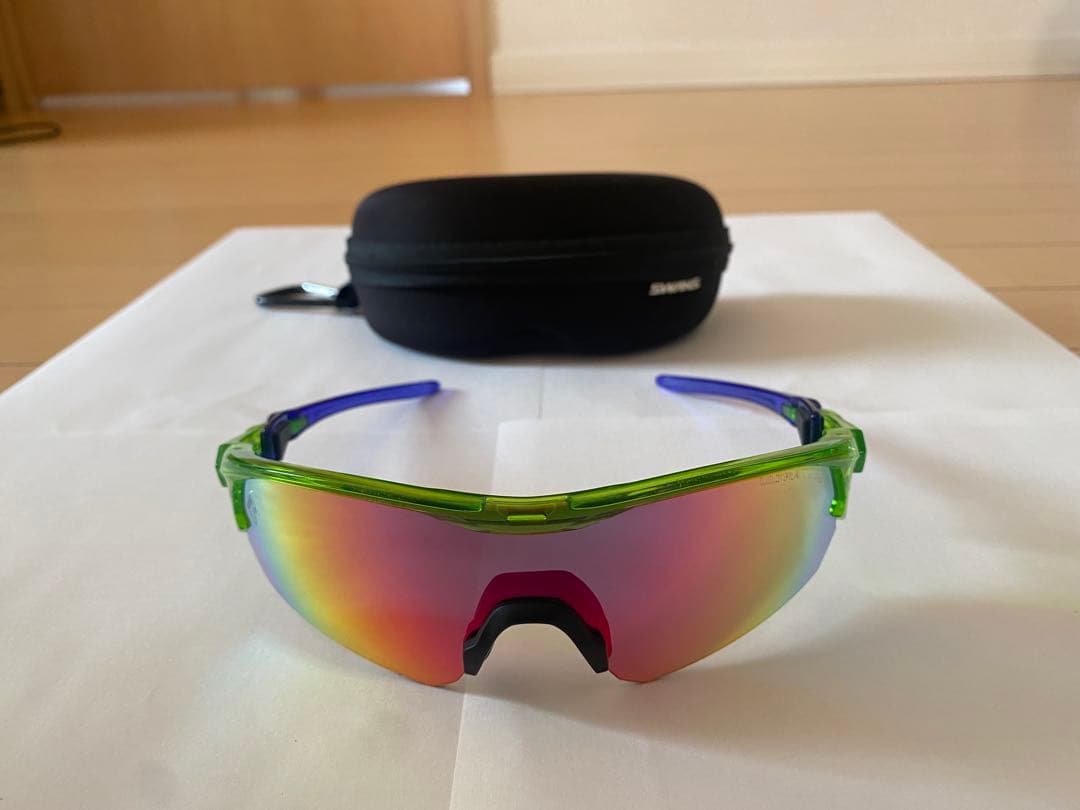 スワンズ　サングラス　近本モデル