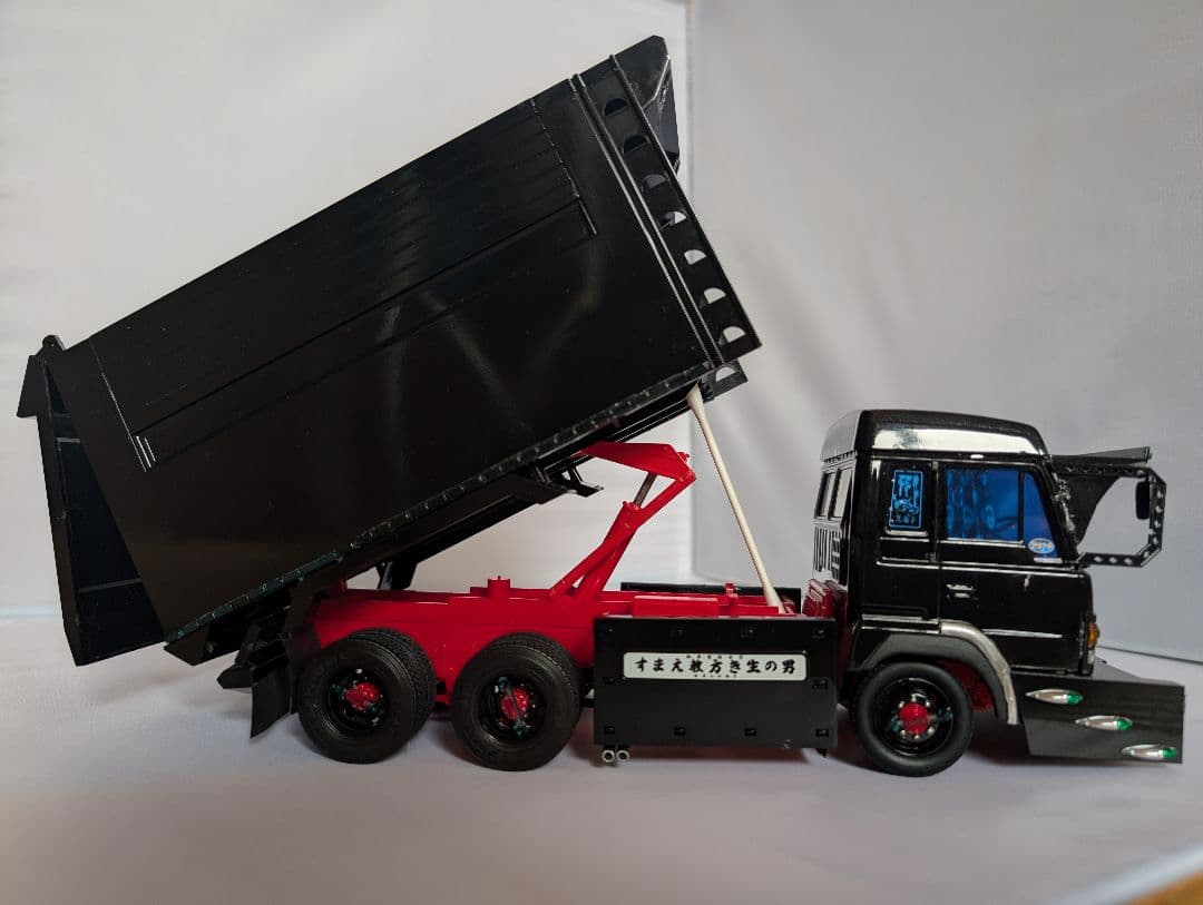 1/32 デコトラ　プラモデル　 海峡道塾　怒濤　　完成品