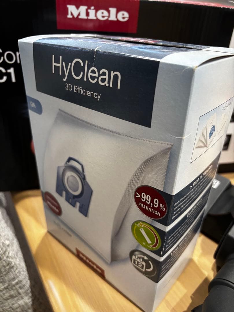 Miele Compact C1 Pure Suction 本体