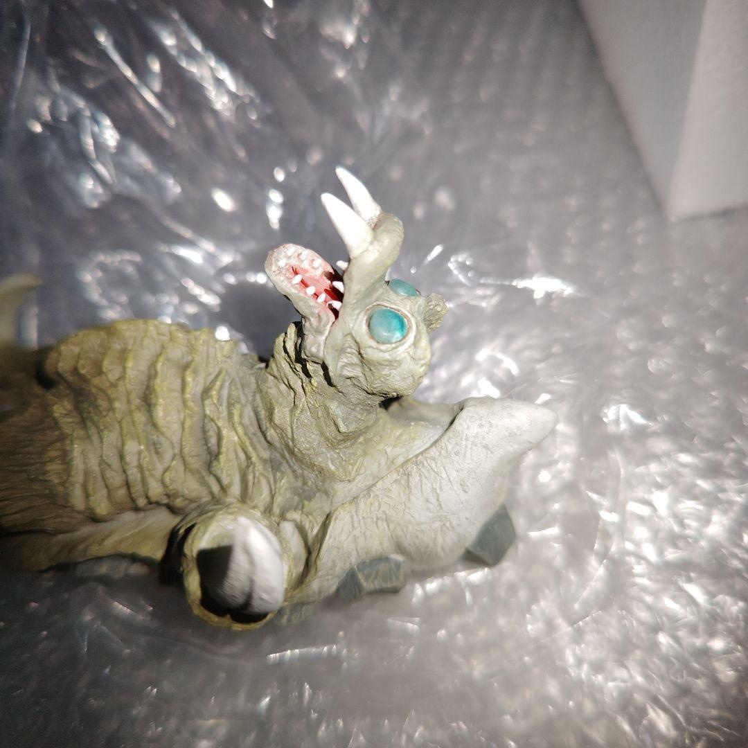 地球防衛軍秘密基地本部　グラナダス　帰ってきたウルトラマン　フィギュア