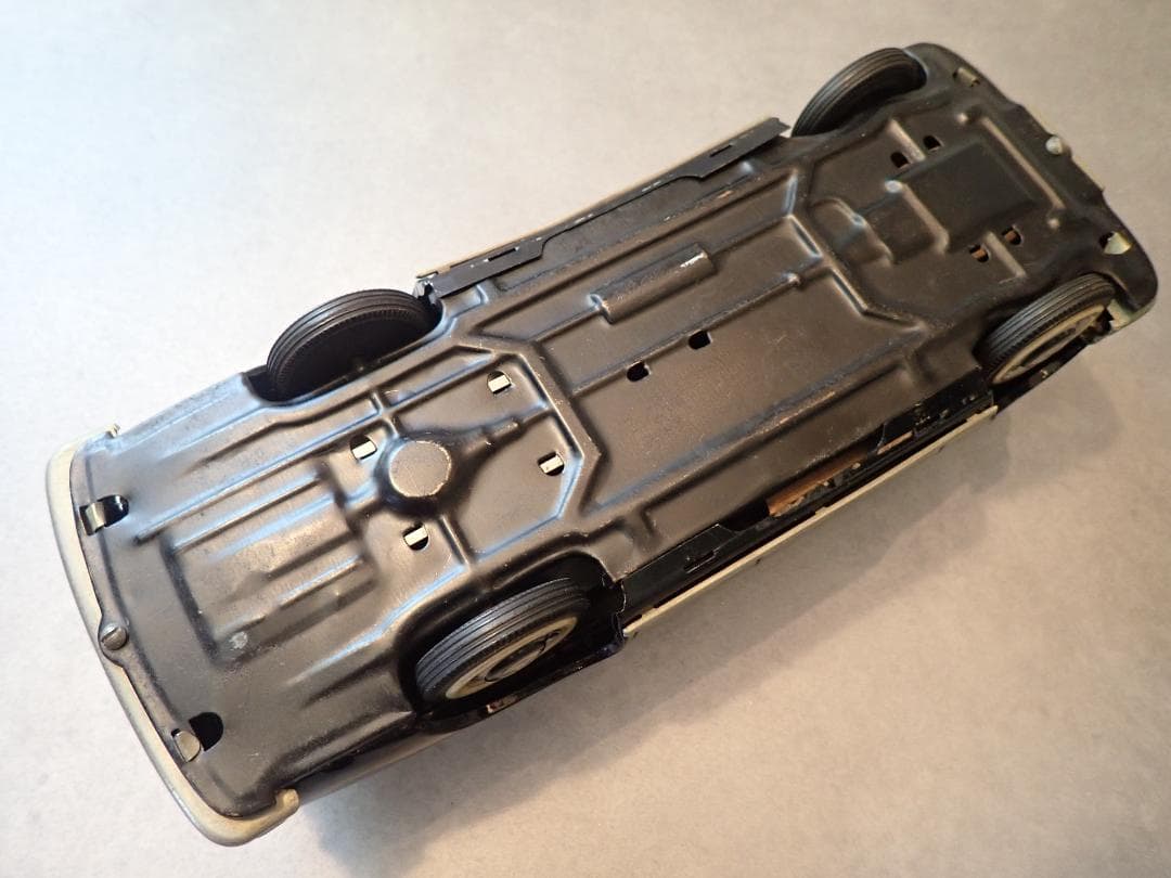 メルセデス ベンツ230 イチコー社製ビンテージブリキカー玩具 全長27㎝