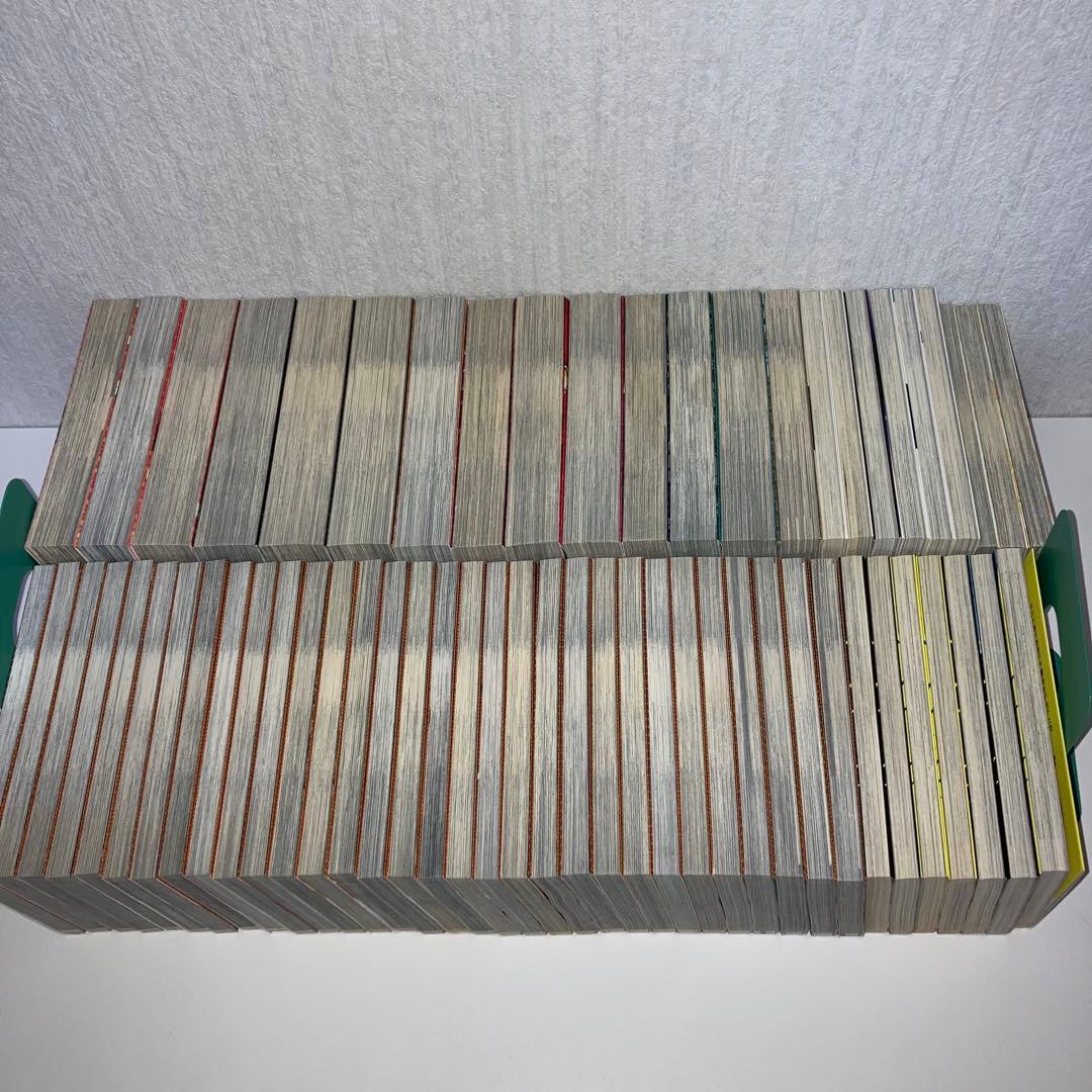 マンガ　本編美品　名探偵コナン　1〜107巻　全巻セット+関連本32冊セット