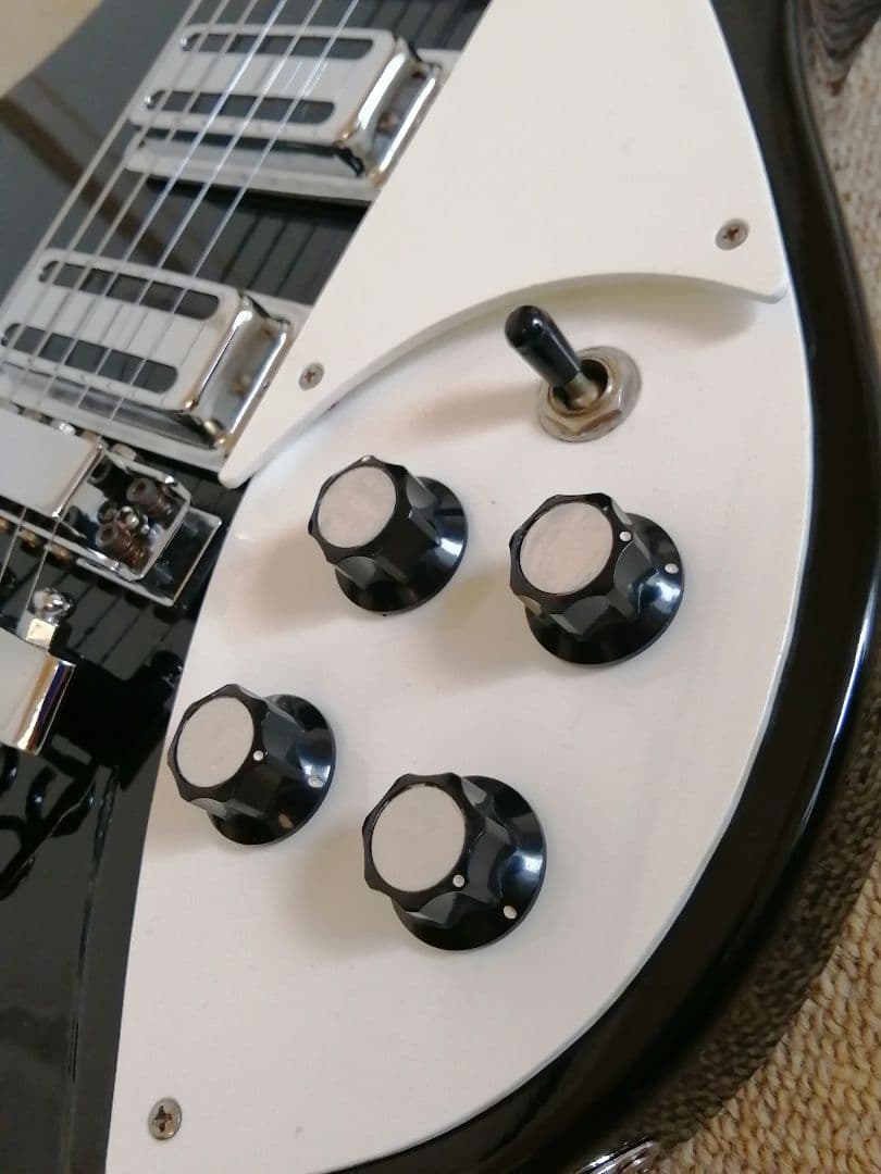 リッケンバッカー350コピーモデル　ネック外して発送！