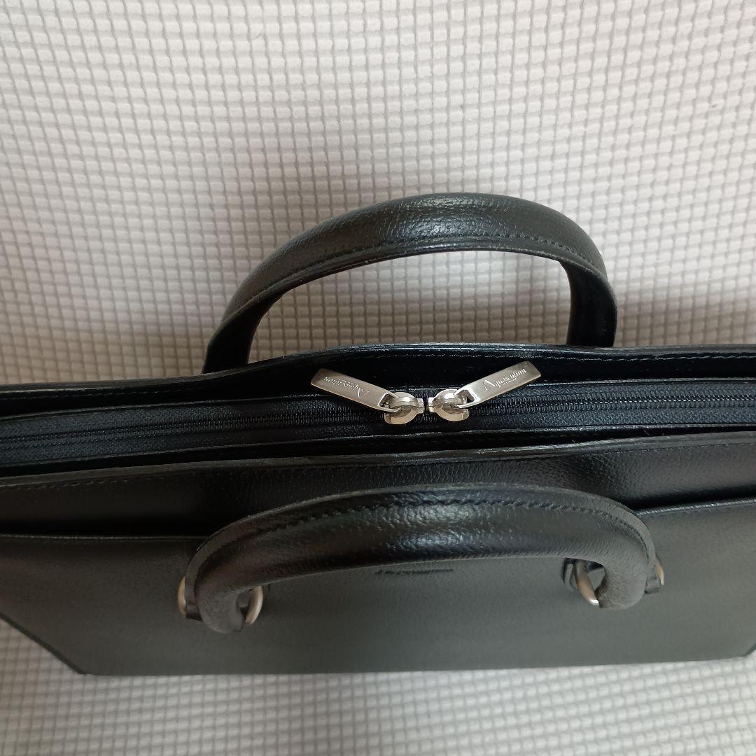 最終値下げ　Aquascutum アクアスキュータム　ビジネスバッグ
