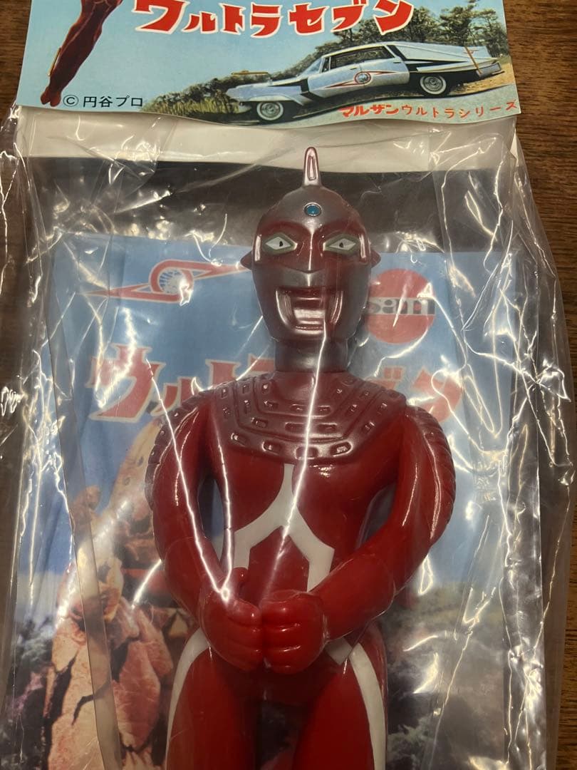 (最終値下げ) マルサンソフビ　まぼろしのウルトラセブン 450 赤