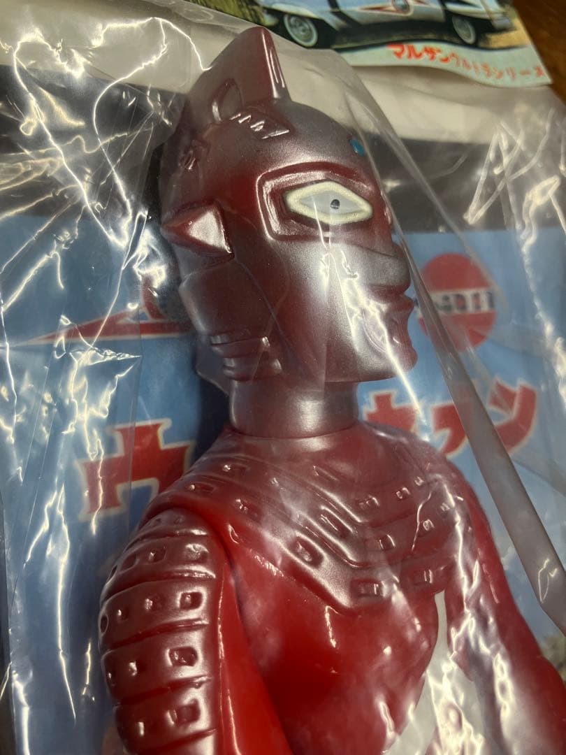 (最終値下げ) マルサンソフビ　まぼろしのウルトラセブン 450 赤