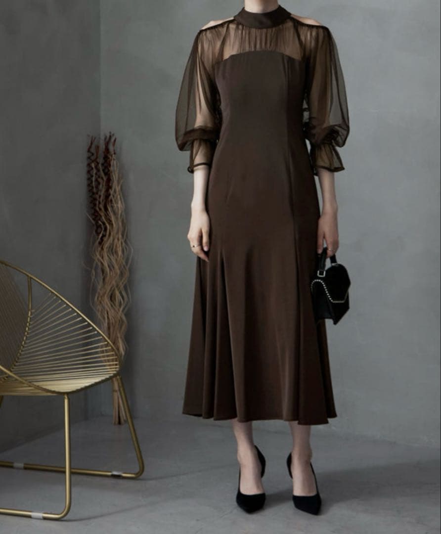 カットアウトマーメイドドレス ブラウン Sサイズ ワンピース