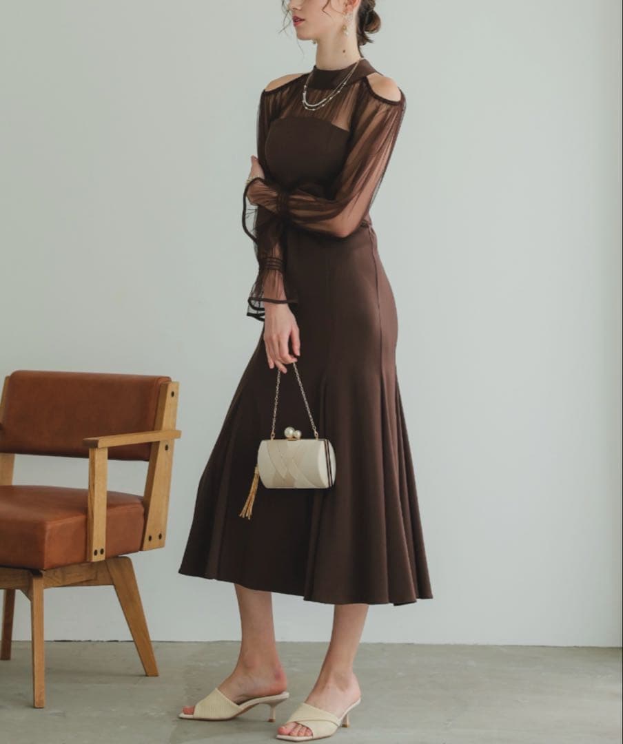 カットアウトマーメイドドレス ブラウン Sサイズ ワンピース