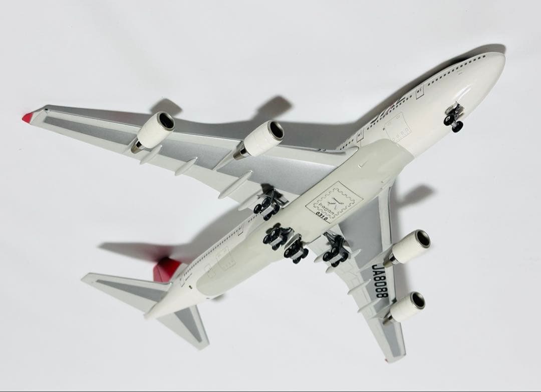 hogan 1/300 B747-400 JALアーク塗装 ダイキャストモデル