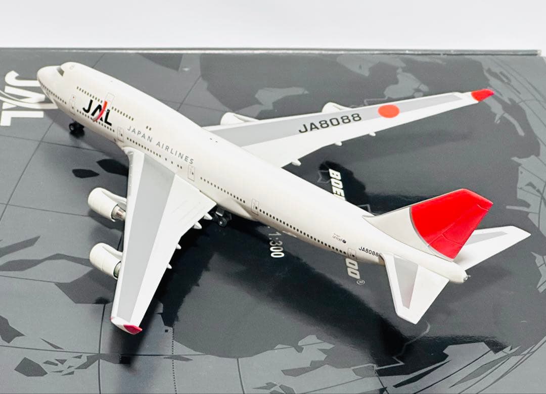 hogan 1/300 B747-400 JALアーク塗装 ダイキャストモデル
